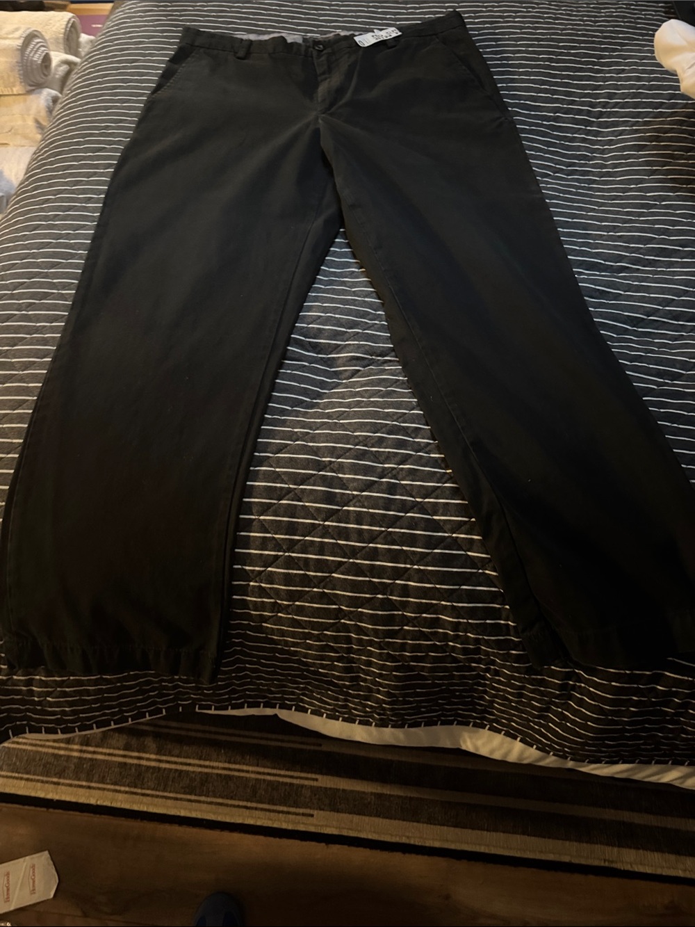 Banana Republic Dark Navy Blue Relaxed Fit Dawson Pants 36 x 30